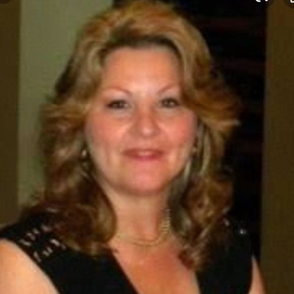 Meet your Posher, Michelle - Picture 1 of 1